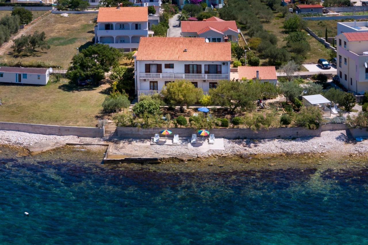 Family Friendly Seaside Apartments Kozino, Zadar - 5756 Petrcane Exterior foto